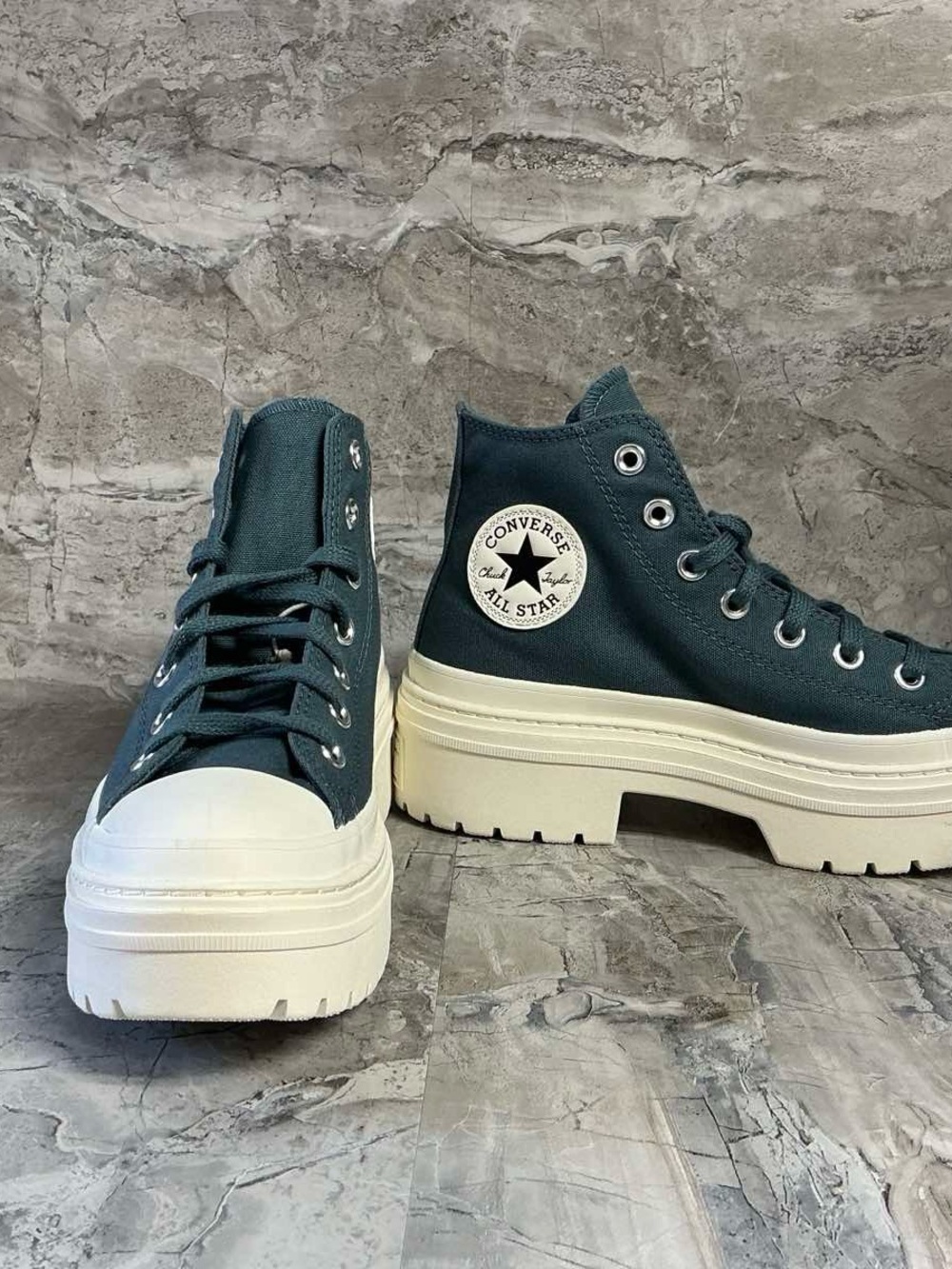 Converse CHUCK TAYLOR ALL STAR LUGGED HEEL PLATFORM - Picture 10 of 11